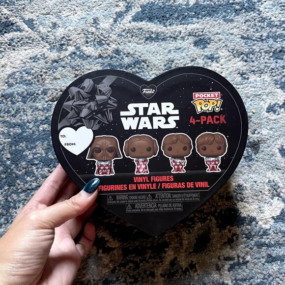 Star Wars Valentine's Day Pocket Pop! 4-Pack Vinyl Figures Heart Box - Picture 3 of 7